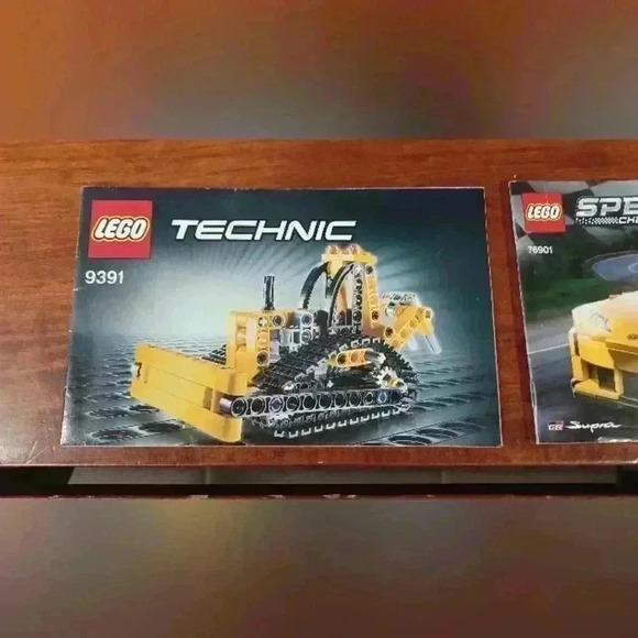 Lego  Instruction Manuals Only - Picture 2 of 6